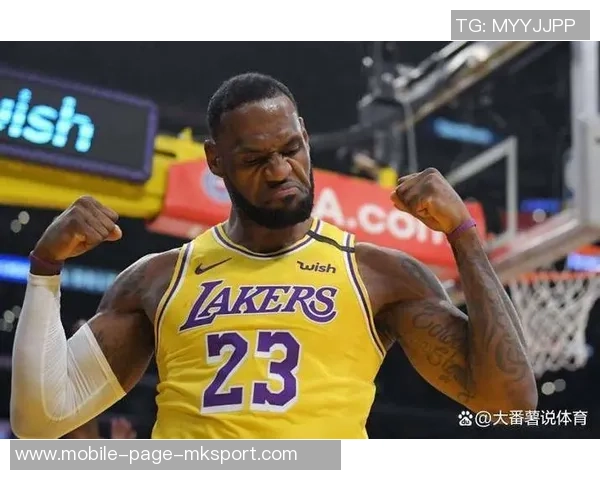 詹姆斯明年或降薪签短约争冠退役传闻不攻自破